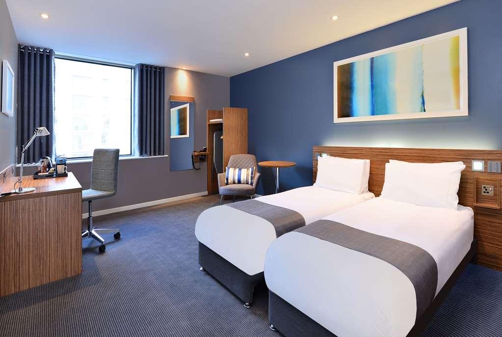 Mercure London Gatwick Airport Horley Rum bild