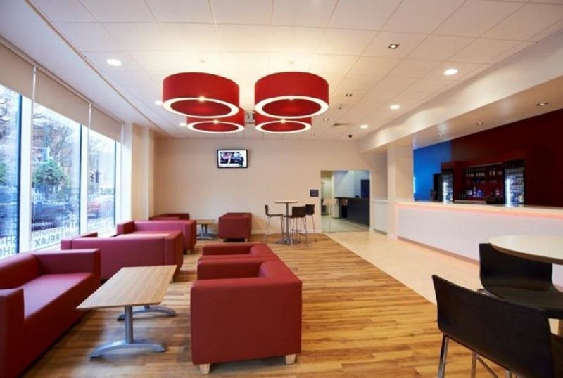 Mercure London Gatwick Airport Horley Exteriör bild