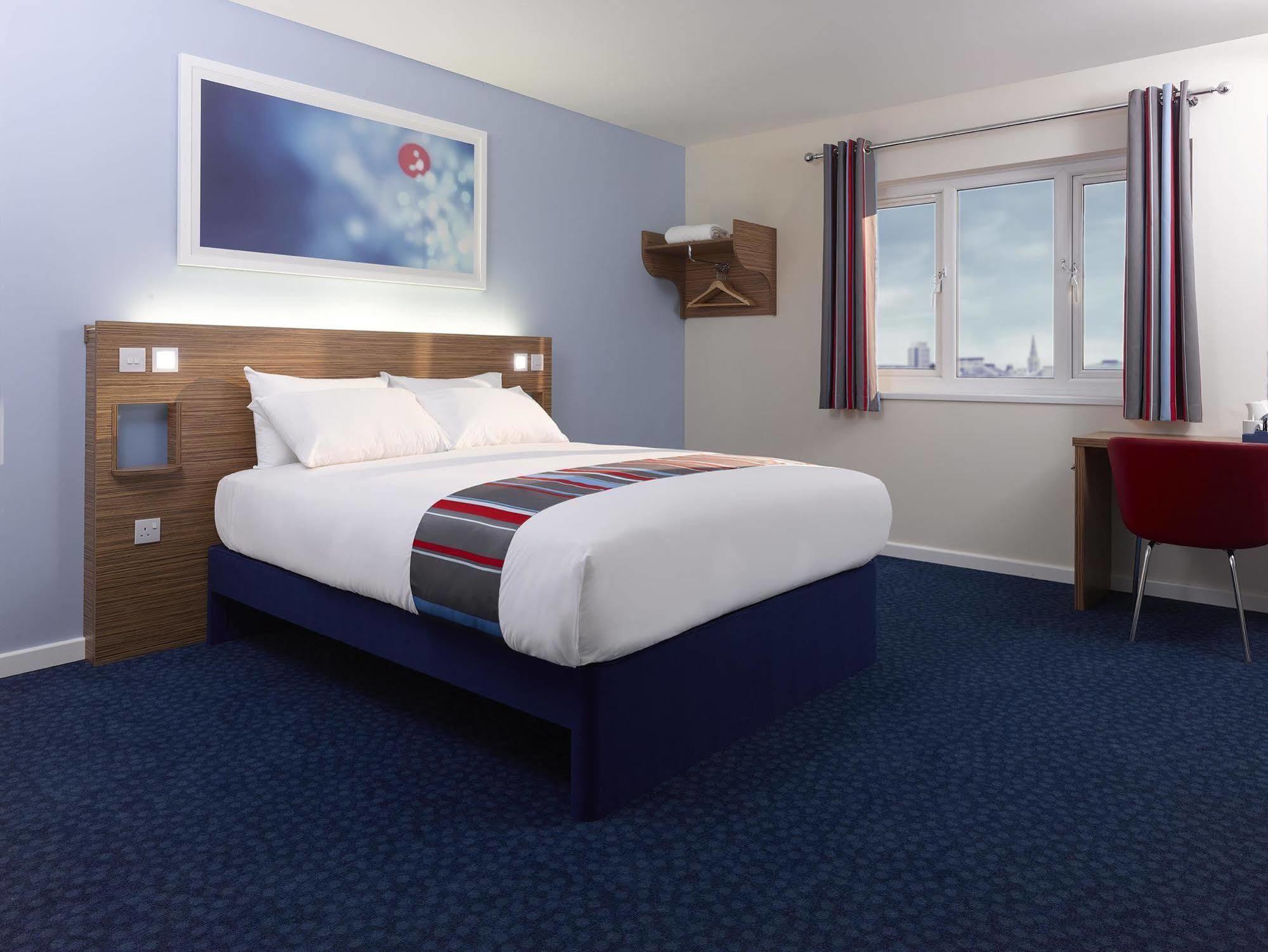 Mercure London Gatwick Airport Horley Exteriör bild